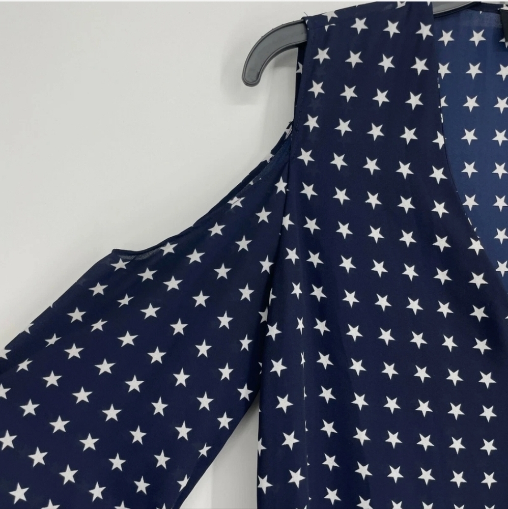 Lumiere‎ Blue/White Patriotic Stars Cold Shoulder Long Sleeve Blouse Size Large - Picture 11 of 12